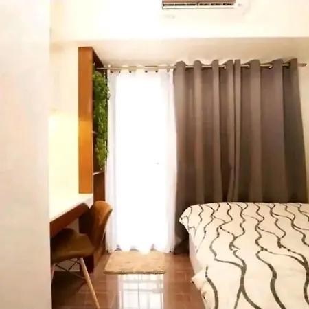1Br At Air Makati Ayala Near Makati Med Hostel